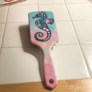 Beautiful Sea Horse Hairbrush